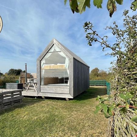 Lushna 8 Petite At Lee Wick Farm Cottages And Glamping Clacton-on-Sea Exteriér fotografie