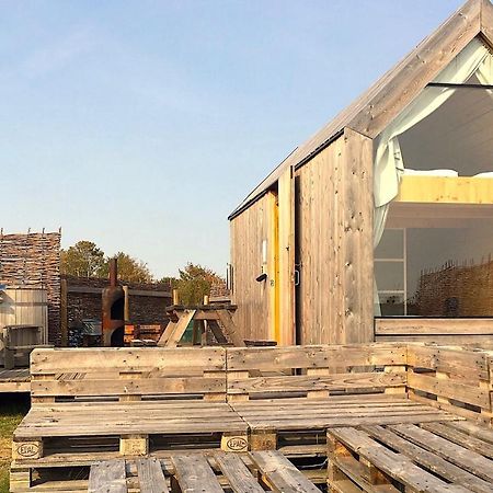 Lushna 8 Petite At Lee Wick Farm Cottages And Glamping Clacton-on-Sea Exteriér fotografie